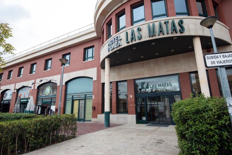 Hotel Plaza Las Matas Лас Розас де Мадрид Экстерьер фото